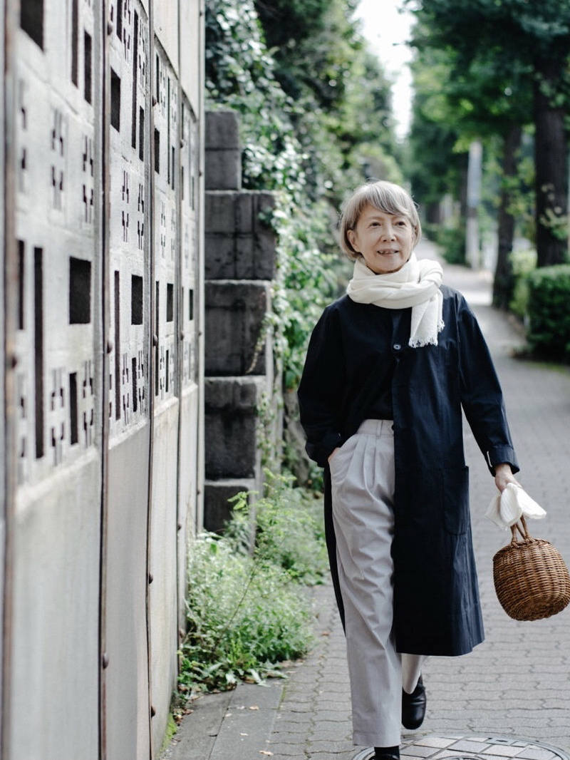年过60的巴黎奶奶穿搭高级又优雅,最美日本奶奶穿搭