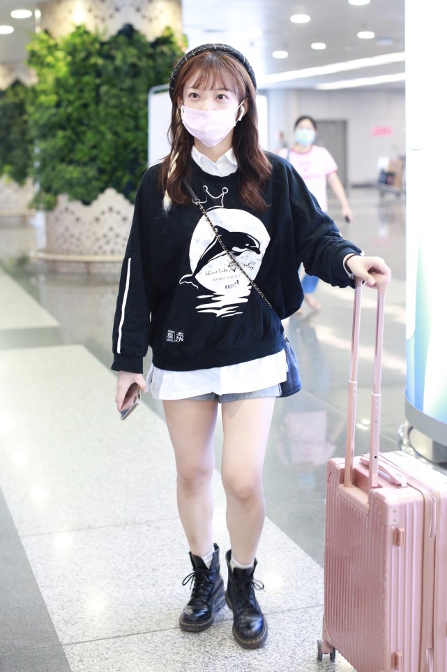 每日吃瓜杨紫张艺兴,苏杉杉段艺璇运动会