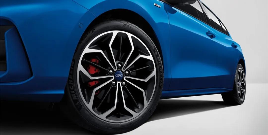 换车轮胎要换一对吗,换车轮胎要换一对么