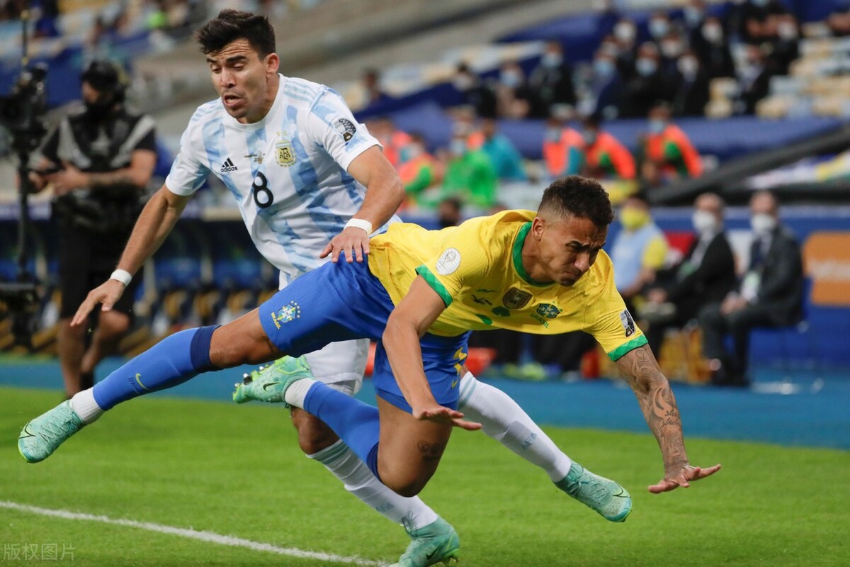 足球世界杯梅西对战内马尔,梅西破门迪马利亚传射阿根廷3-0