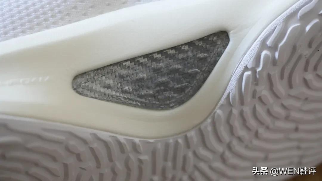 5000块鞋垫,500块钱一双鞋垫