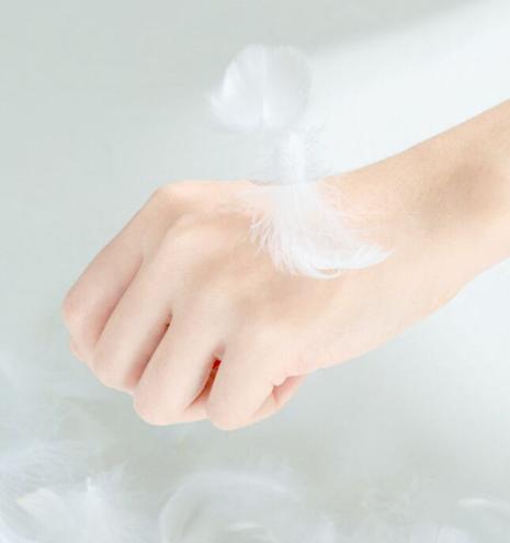 冬季手干裂粗糙小妙招,手粗糙干裂怎么快速改善