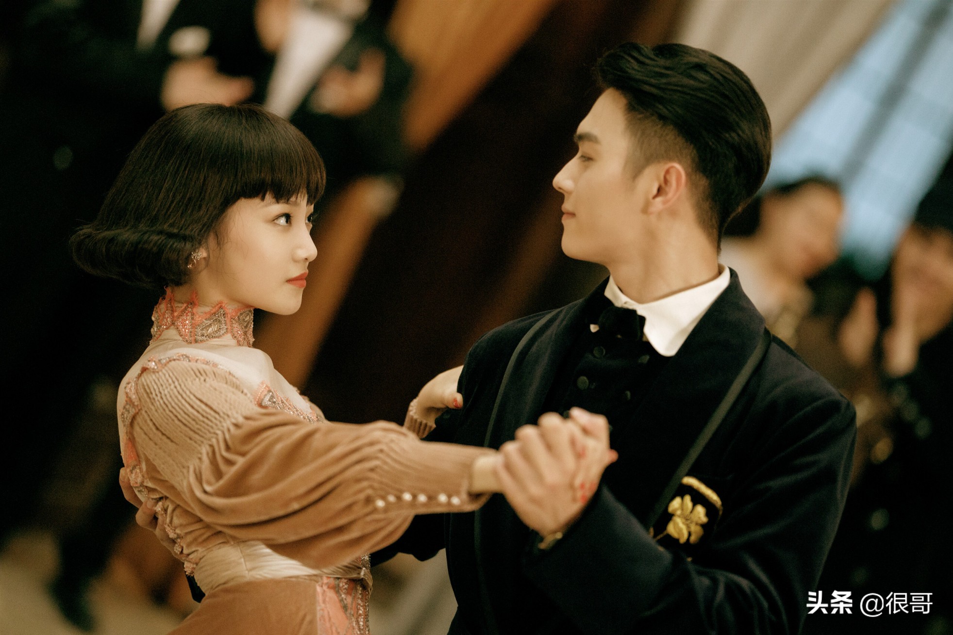 烈火军校吴佳怡简历,烈火军校中吴佳怡