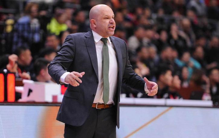 把北京当成家！这个外教把平民球队带出困境做得不比闵鹿蕾差