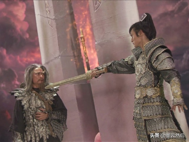 轩辕剑魔君为什么像陈靖仇师傅,轩辕剑陈靖仇宇文拓被魔君改命