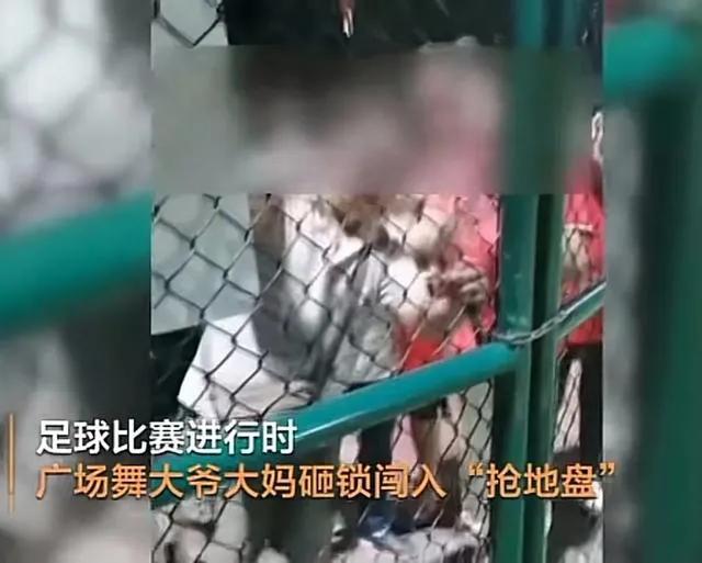 广场舞大妈占领篮球场电影完整版,广场舞大妈占领篮球馆