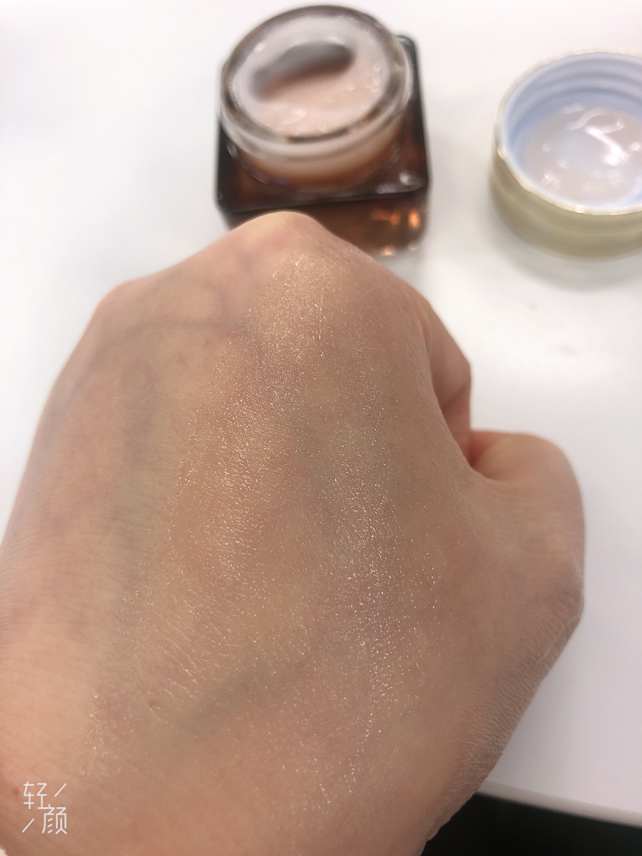 雅诗兰黛小棕瓶眼霜正品多少钱,雅诗兰黛小棕瓶眼霜好用吗