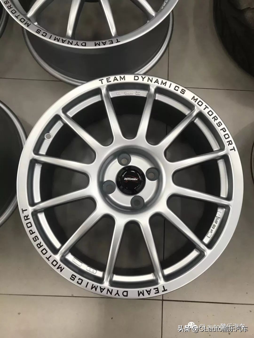 17寸最受欢迎的改装轮毂,最具性价比的改装轮毂