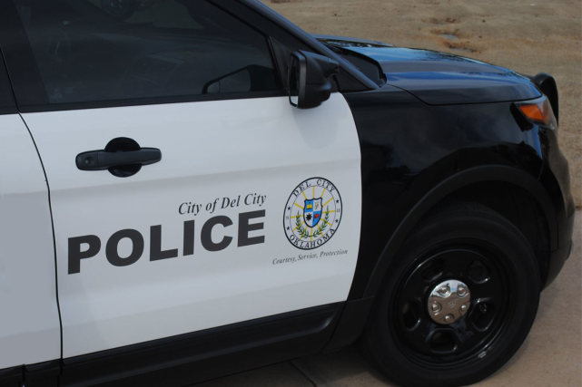 16岁美国男孩被家人打死,美国男童射杀母亲