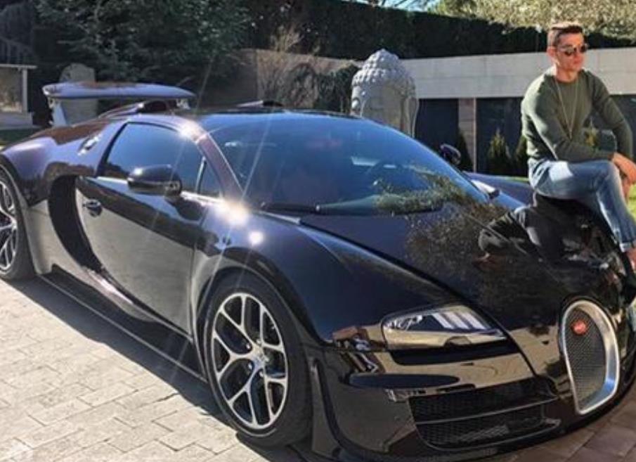 羡慕！C罗又购买了一辆超跑藏品，全球仅10台，税前5200万