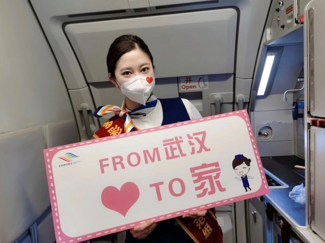 最后一批援鄂医疗队出关视频,最后一批援沪医疗队离沪返程