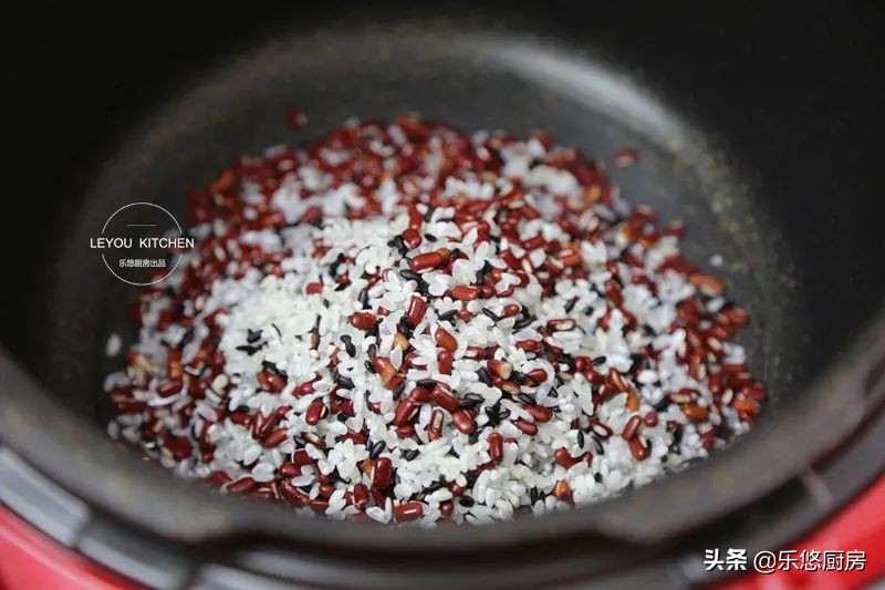 冬天早餐熬什么粥简单又营养,推荐四种最适合冬季吃的养生粥