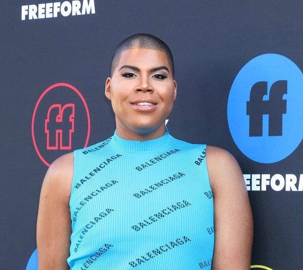 岁月是把杀猪刀时间无痕催人老,岁月就像杀猪刀一刀催人老