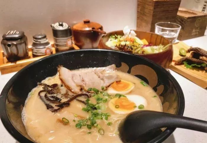 南宁15家老字号餐饮美食,南宁特色美食招牌菜