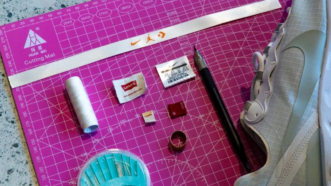 nike匡威乔丹联名,aj2和匡威联名套装