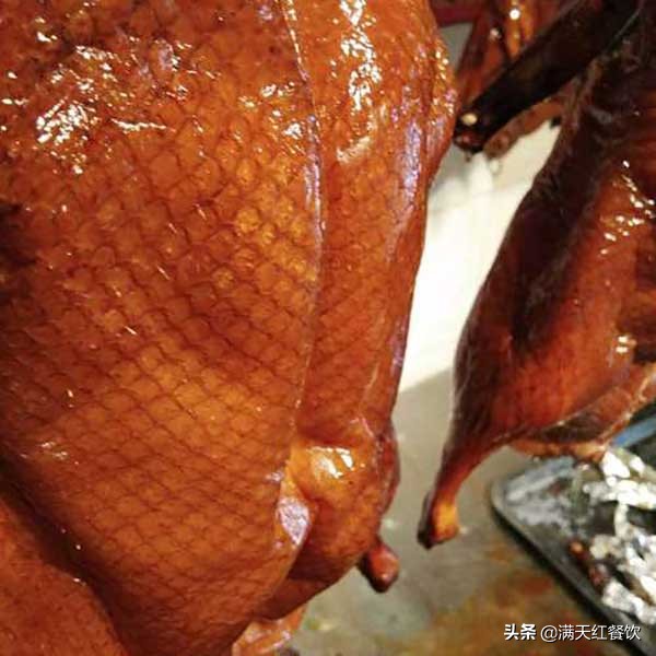 烧腊鸭怎么做酥脆好吃,烧鸭如何做到不破皮