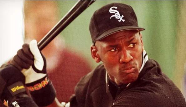 除了乔丹有谁三连冠,除了篮球还有什么男生喜欢的项目