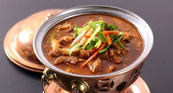 牛骨头火锅做法商用视频,秘制牛大骨头火锅做法大全集