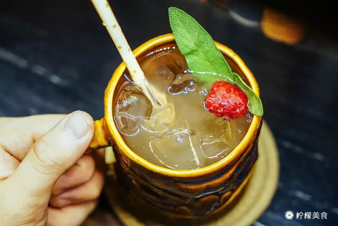 深圳藏在巷子里的酒馆清吧,藏在深圳闹市里的复古小酒馆