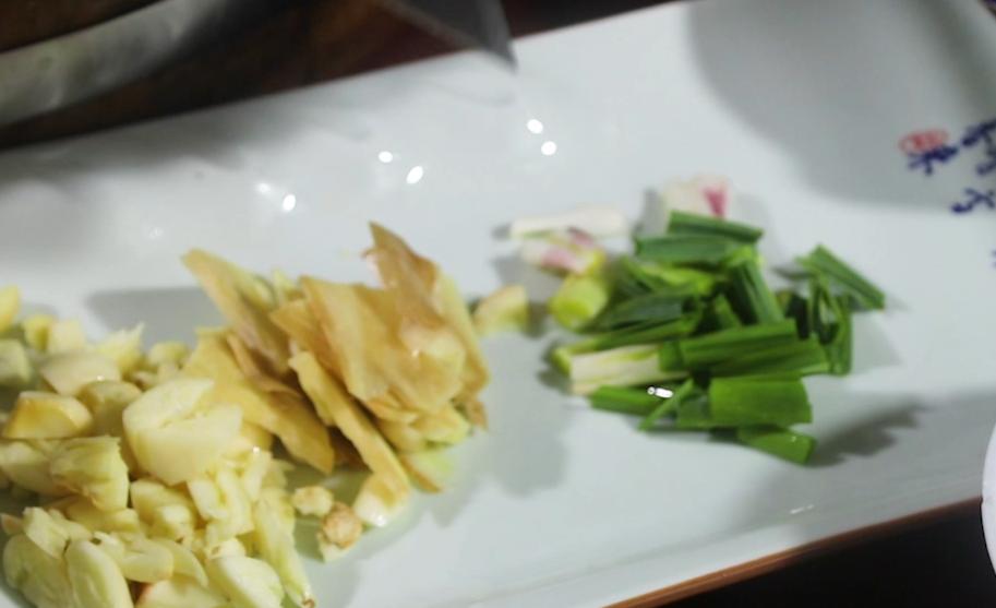 牛肉火锅怎么吃省钱,牛肉火锅怎么吃有营养