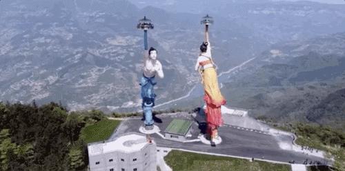 喷饭！观音有莲哪吒有家了，恒大足球场被戏称亿建莲！