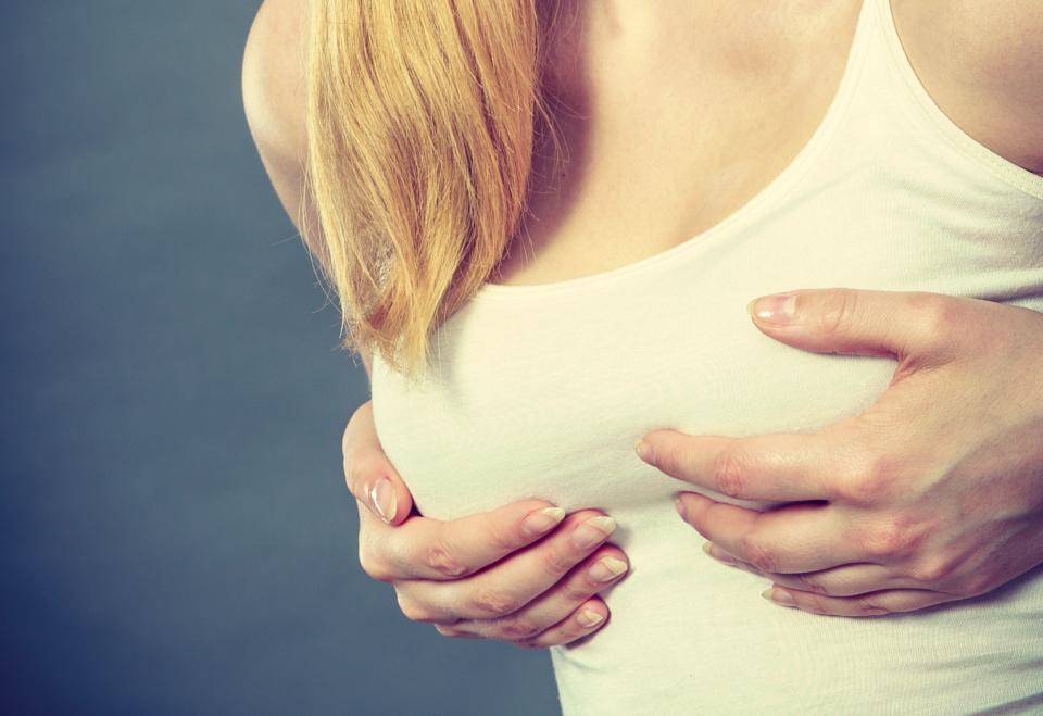 乳腺增生不治疗会自己好吗,乳腺增生症会癌变吗怎么进行治疗