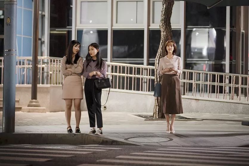 中国式的人情世故到底好不好,中国式人情指的是什么