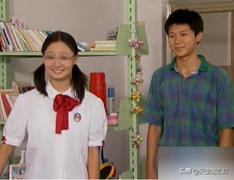 牛萌萌是不是张默的前女友,牛萌萌吸毒跟张默有关吗