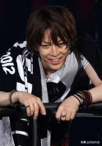 女星被经纪人监听手机、家中安监视器，150块就买到全部隐私！