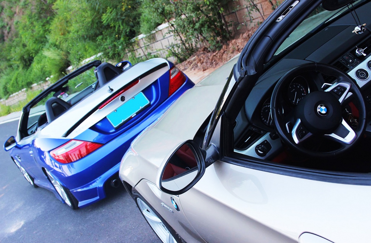 换上劳斯莱斯轮毂的巴博斯26SC，全身散发出高贵的气质