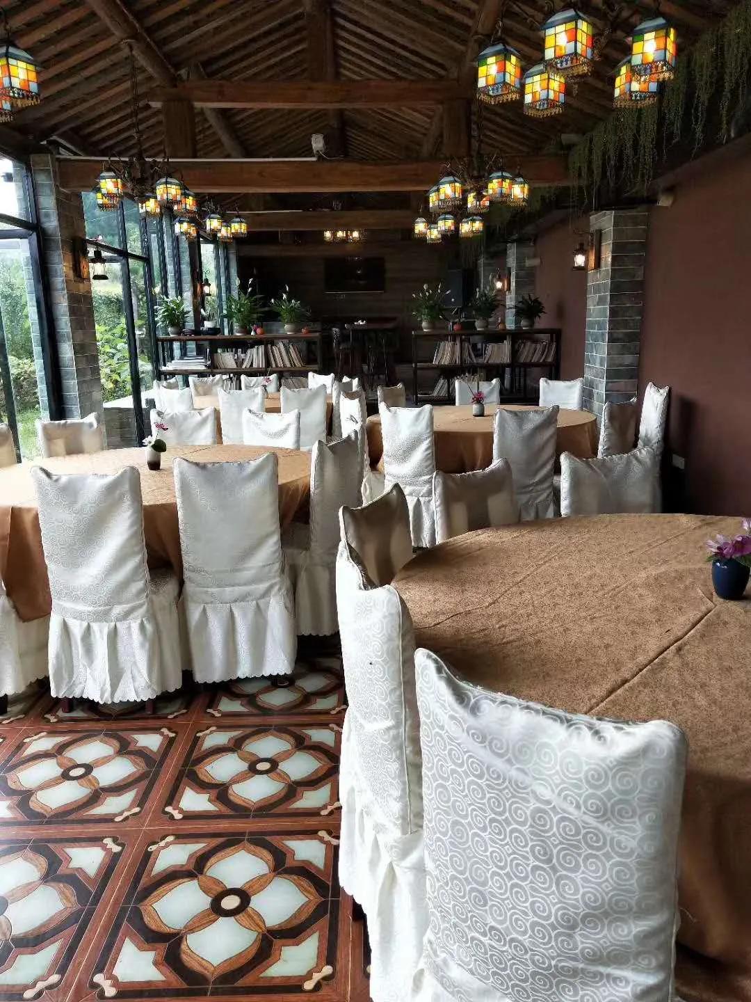 厌学沉迷手机游戏的家庭指导方案,高二孩子沉迷手机游戏厌学怎么办