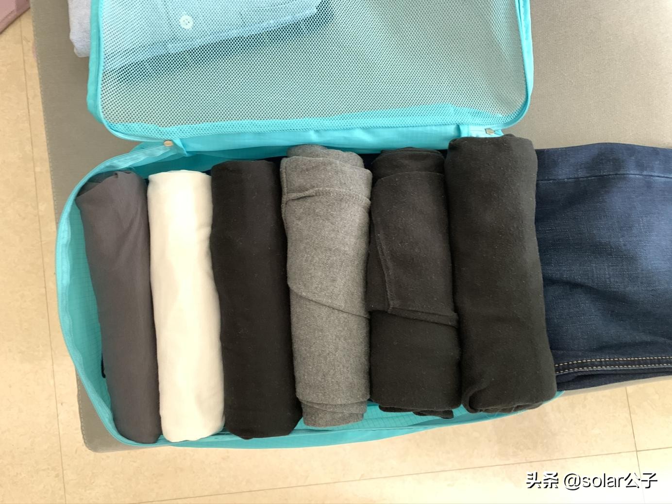 常年出差的人箱子里都有什么——90后大叔“翻箱”