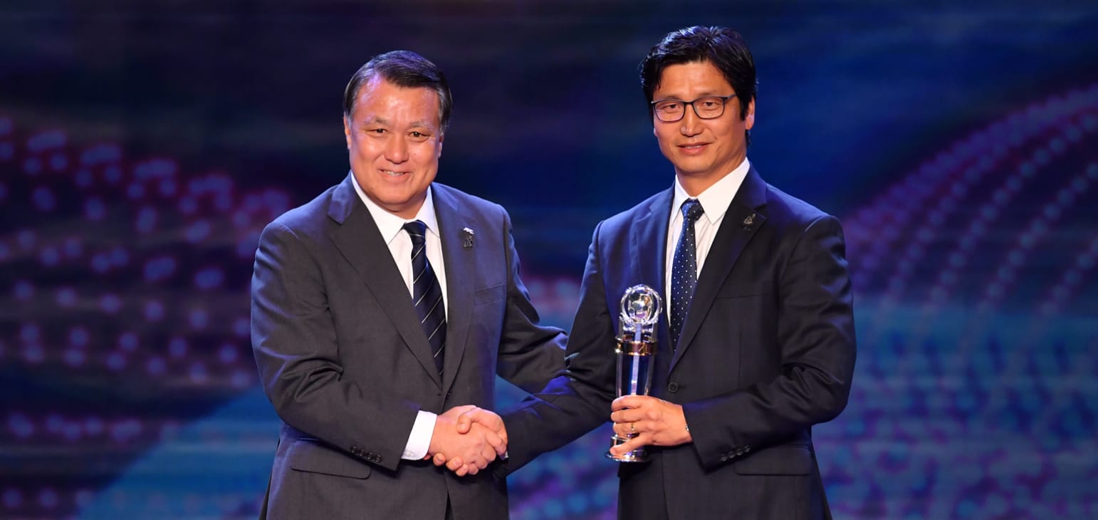 中国足球亚洲杯夺冠颁奖仪式,2019亚足联颁奖名单