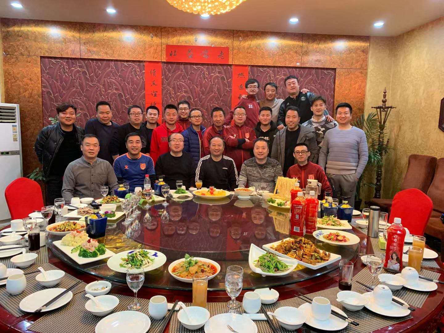 无兄弟，不足球！兴平7080足球队！