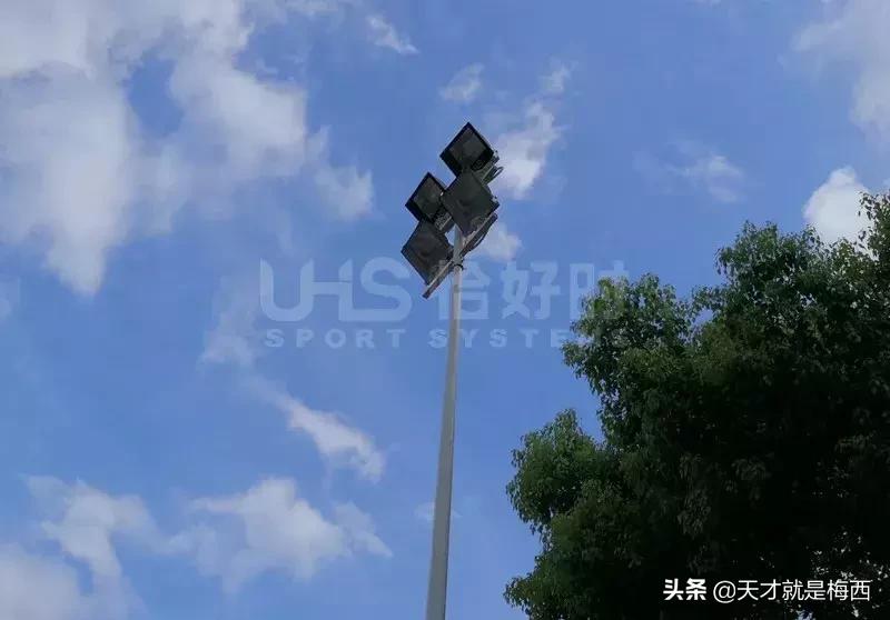 夜空中最亮的星请照亮我前行英文,夜空中最亮的星照亮前方的路