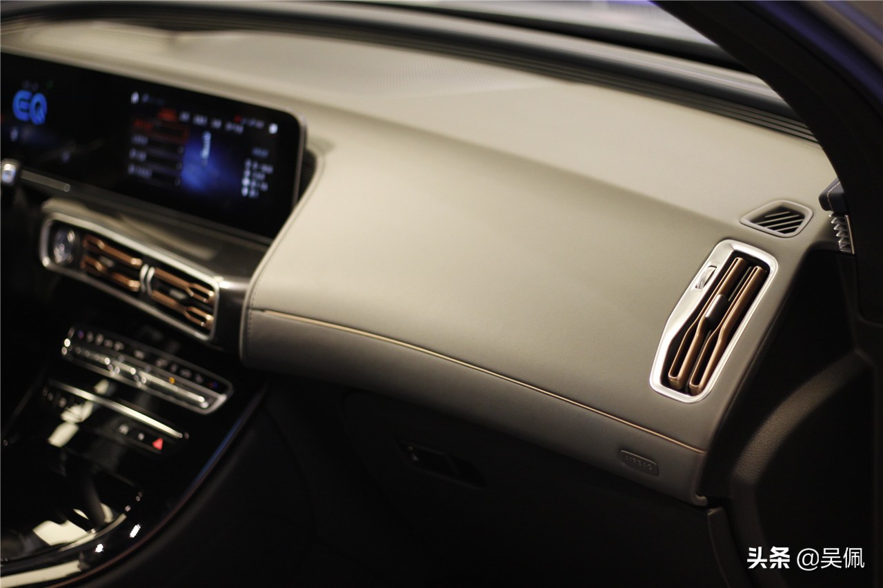 奔驰电动车eqc350续航,奔驰电动车eqc试驾视频