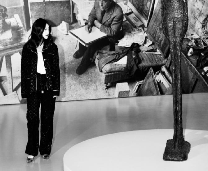 朱珠刘嘉玲,刘嘉玲朱珠看秀