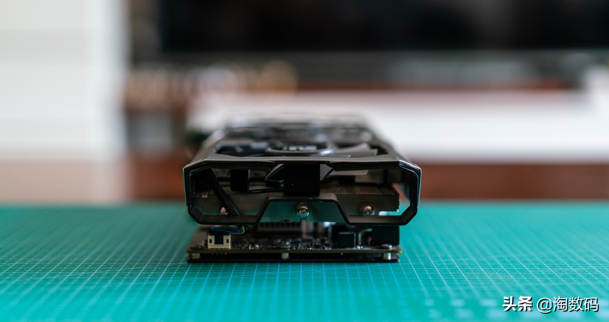 RX580残血版根本打不过：上古神器迪兰恒进R93908G酷能版再评测