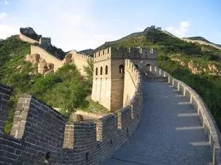 平生只流两行泪的意思,平生只流两行泪