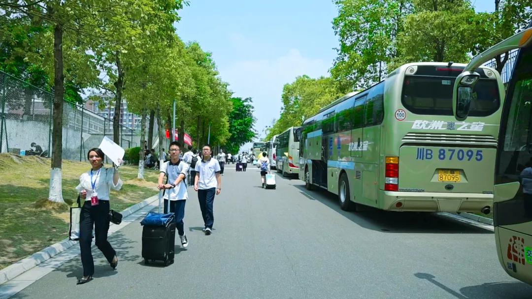 东辰国际学校校车,绵阳东辰国际学校到成都有校车吗