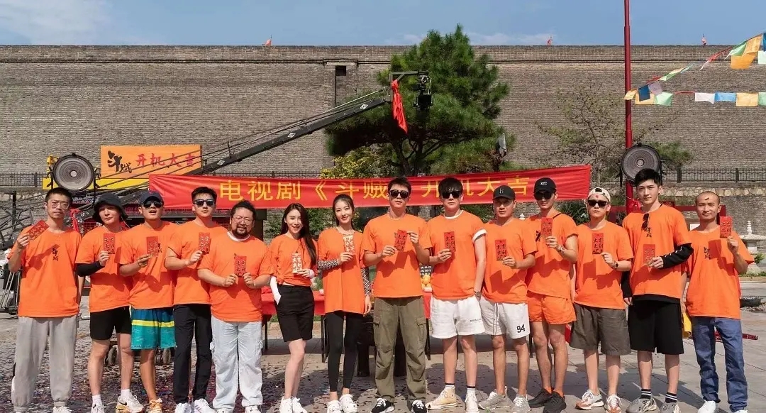 爱奇艺热播剧单,李现王一博最新电视剧