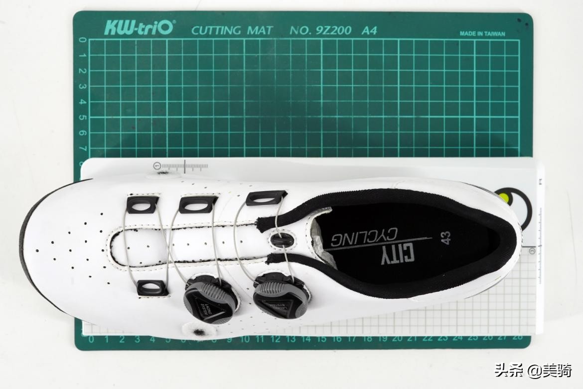 国产抗造碳底锁鞋推荐,入门公路锁鞋品牌推荐