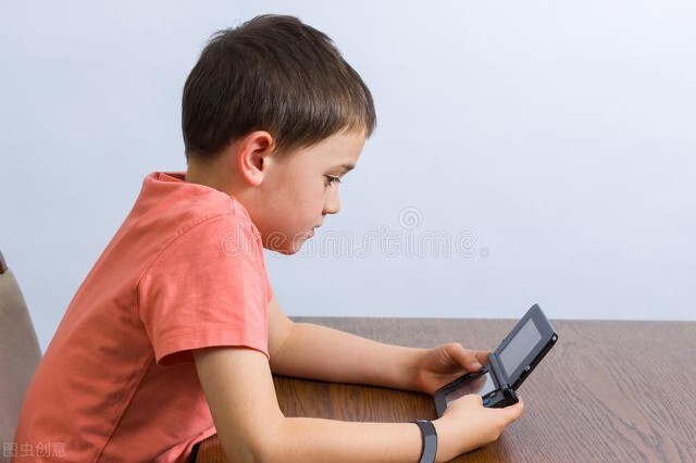 索尼掌机psp为什么不出了,索尼最后一代掌机psp