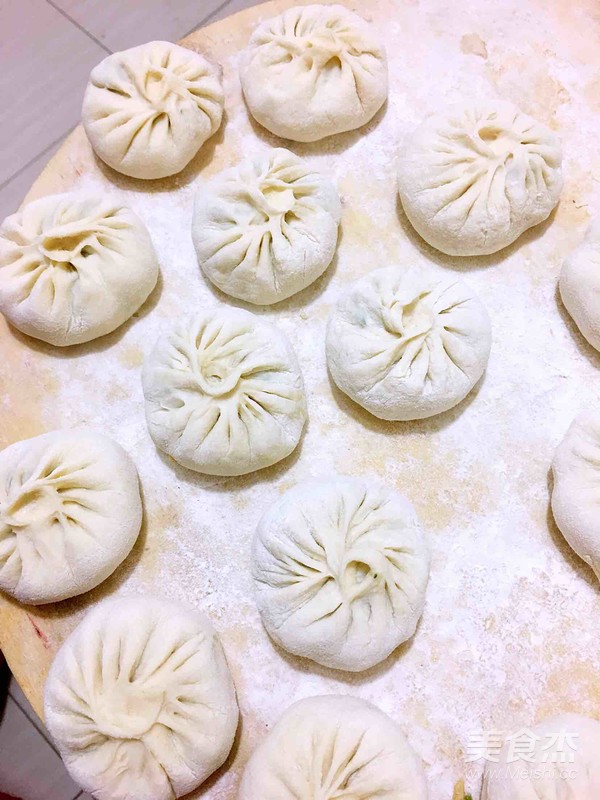 正宗蒸包子不塌皮的小窍门,包子店的包子如何做得松软