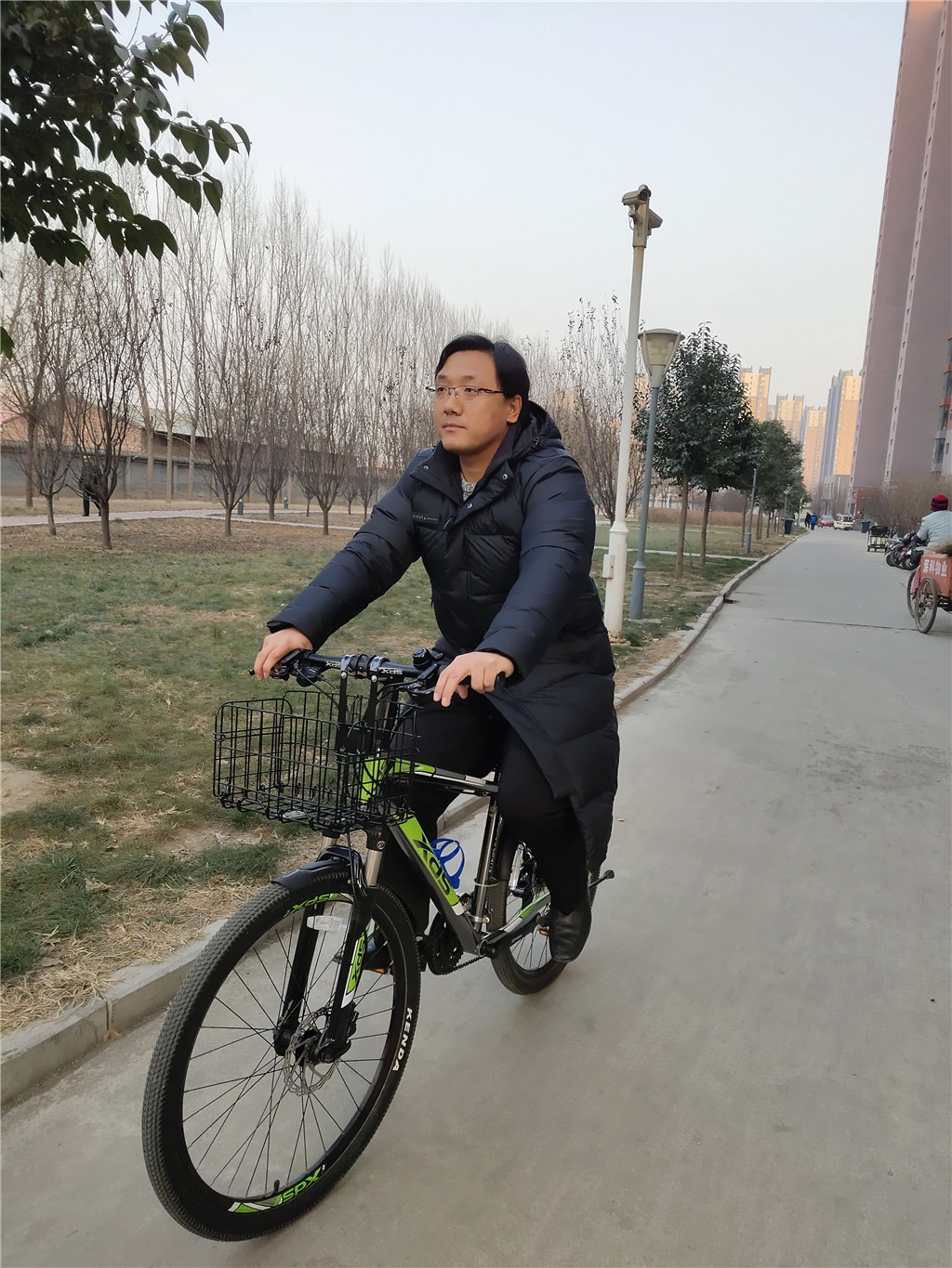 迪卡侬长款羽绒服,迪卡侬trek100羽绒服