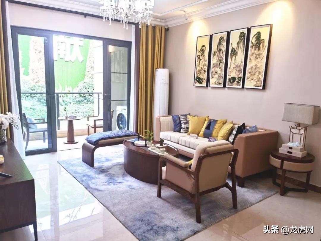 万亩湖山,万亩湖山大城