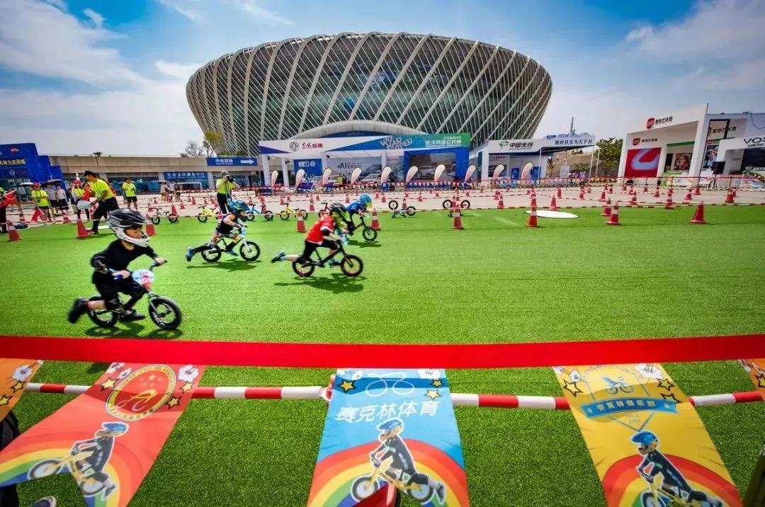 在你心中世界是什么颜色的,在你心中是什么样子的