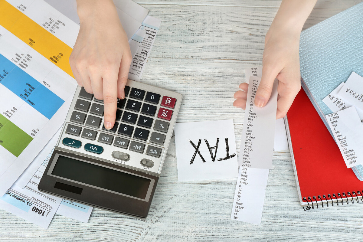 疫情之下中国扩大对美出口，美方关税9成由百姓买单，不怕通胀吗