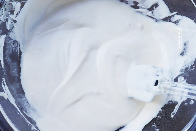 如何制作戚风蛋糕教程,戚风蛋糕制作方法完整教程