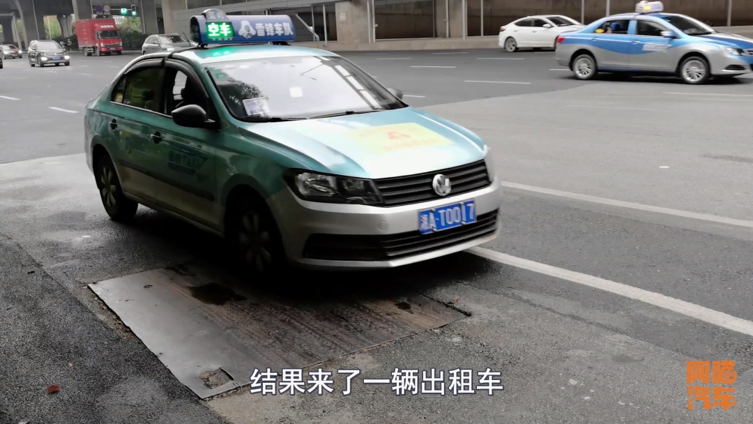 出租车用什么机油保养比较好,出租车用全合成机油多久换一次